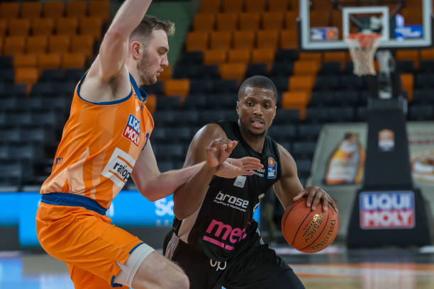 人员轮换以 人员轮换以