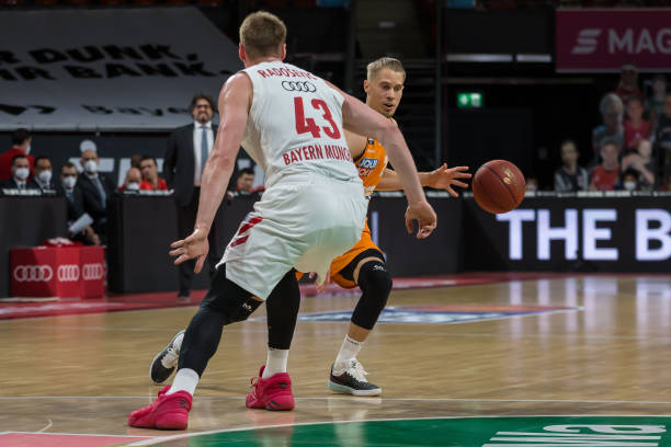 战术调整和 战术调整和