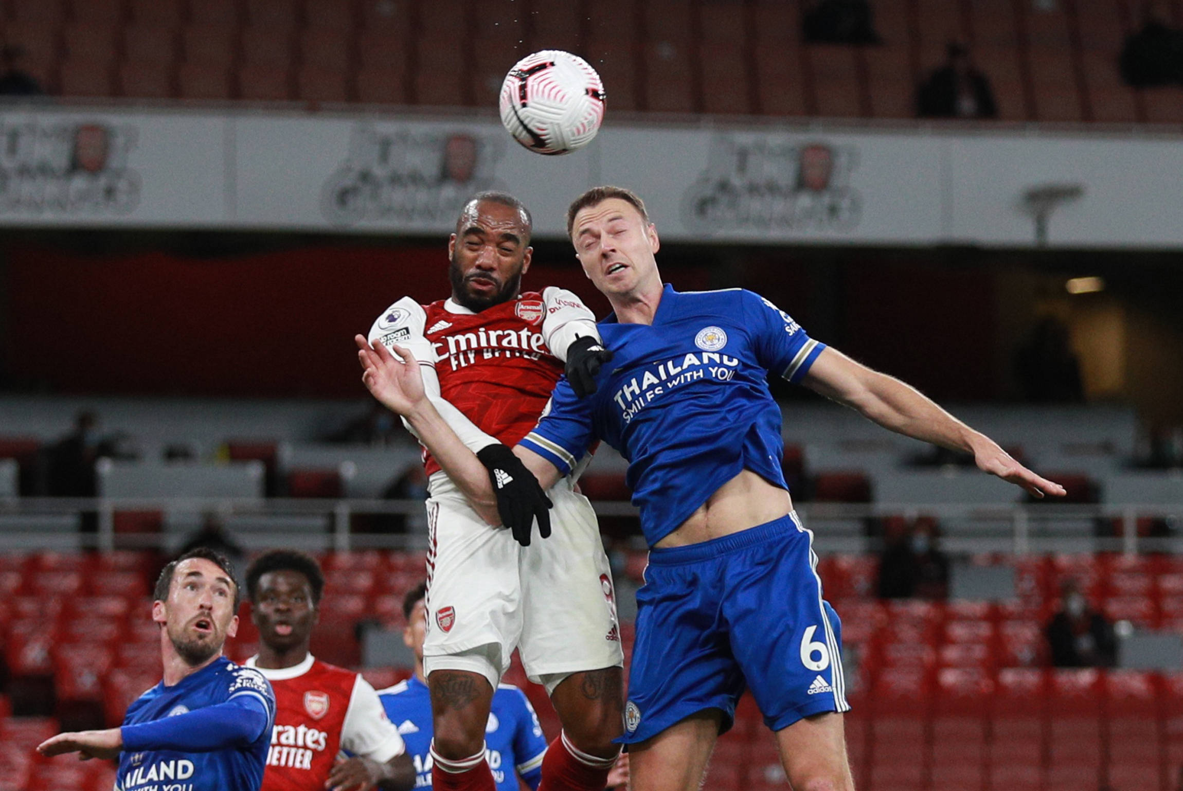 世体:马竞没有像样的射门,什琴斯尼甚至能在场上抽雪茄.