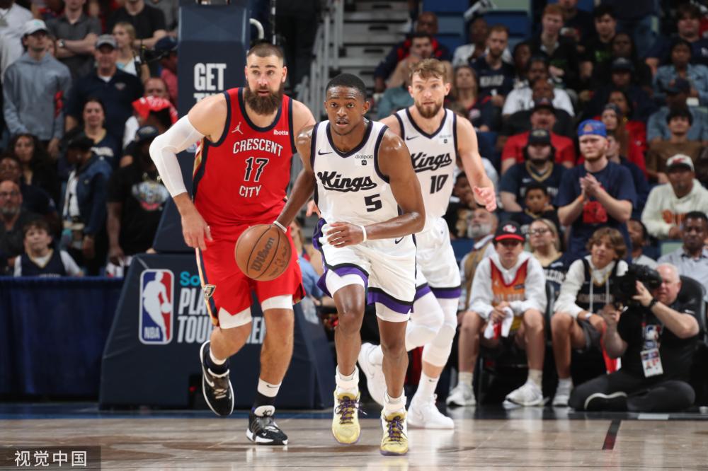 早报：悲欢并不相通