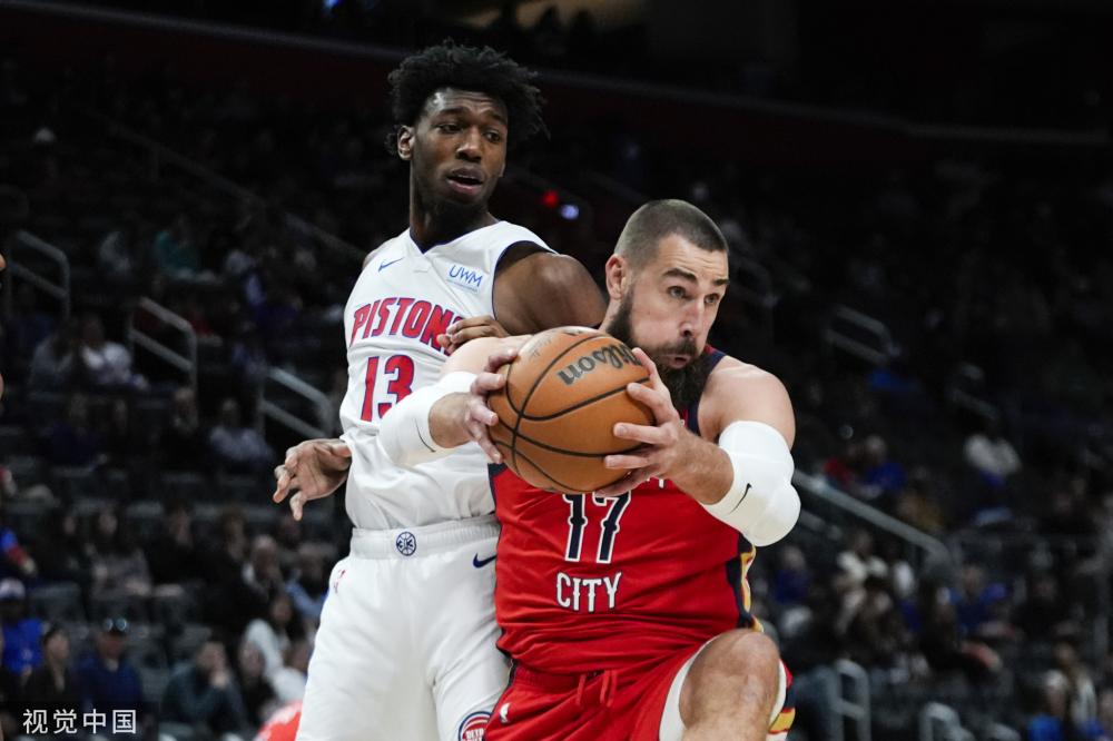 看克林根日趋稳定的三分和超强的篮板，瀚森只能吃残羹冷炙