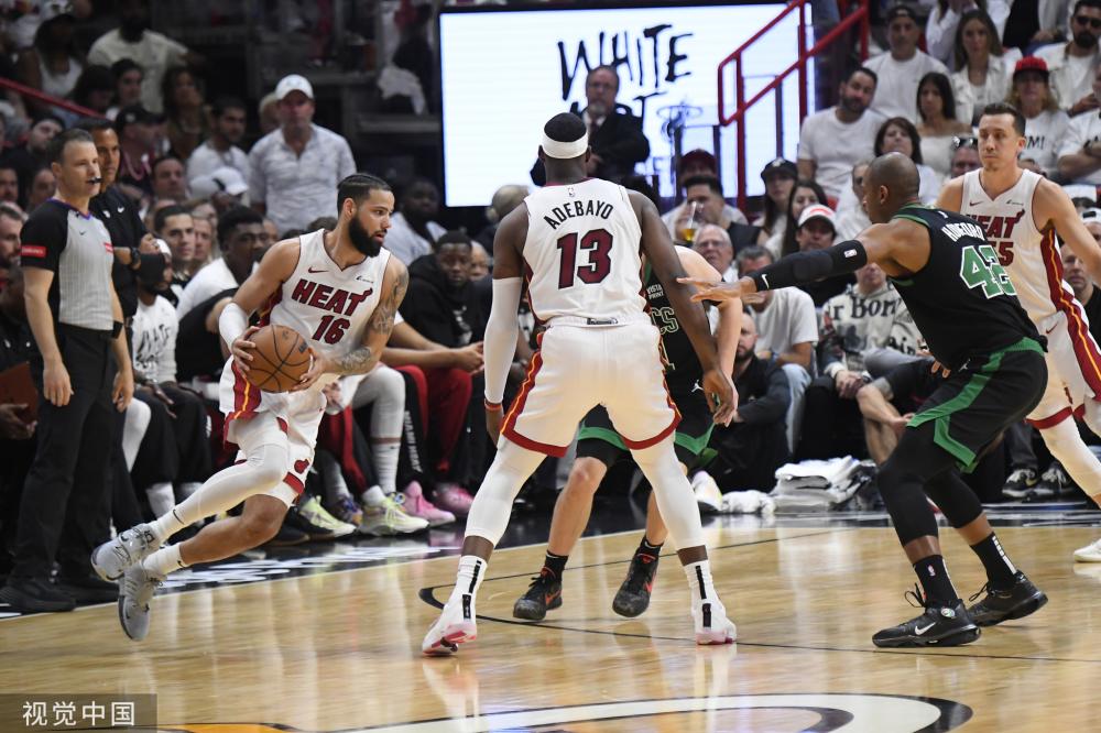 意甲奇妙世界：斯帕莱蒂与孔蒂的角色变换与霍伊伦德的惊艳表现