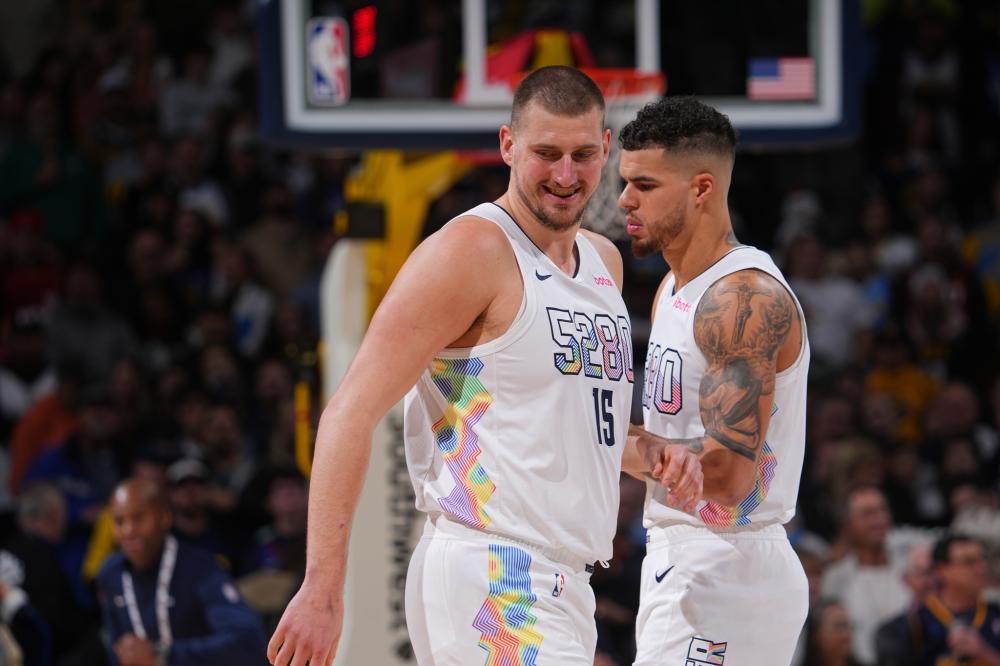 NBA杯8强战东部对阵出炉：魔术vs热火、尼克斯vs猛龙（NBA杯东部八强对阵公布：魔术战热火，尼克斯战猛龙）